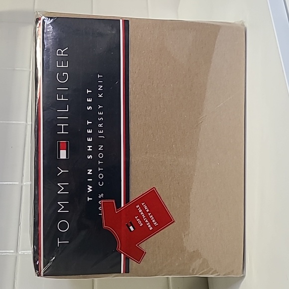 Tommy Hilfiger 100% Cotton Jersey Knit Twin Sheet Set Kids teens unisex grandma - Picture 8 of 9